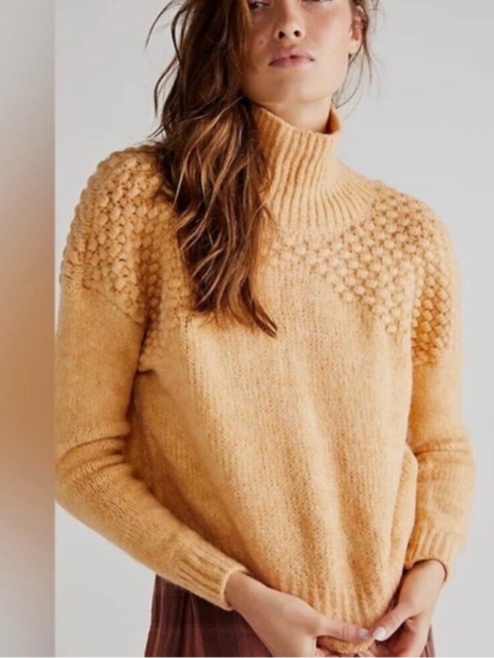 Free People Women’s Bradley Camel Turtleneck Bobble Pullover Sweater Size M